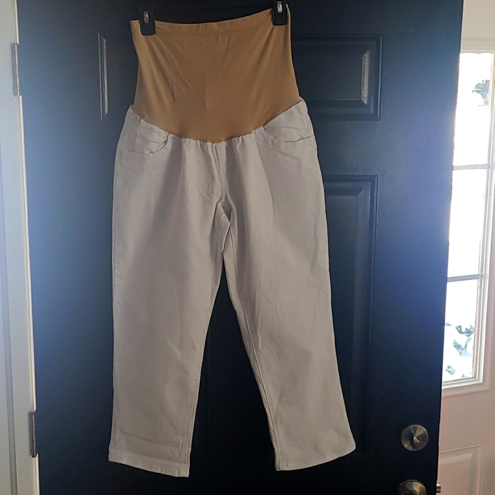 Maternity Jeans by Oh Baby by Motherhood    Size Mat.XL.  White
